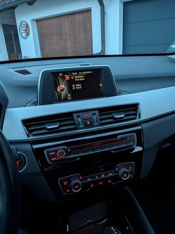 Gebraucht BMW X1 xLine 231 PS (169 kW) 2016 Silber SUV