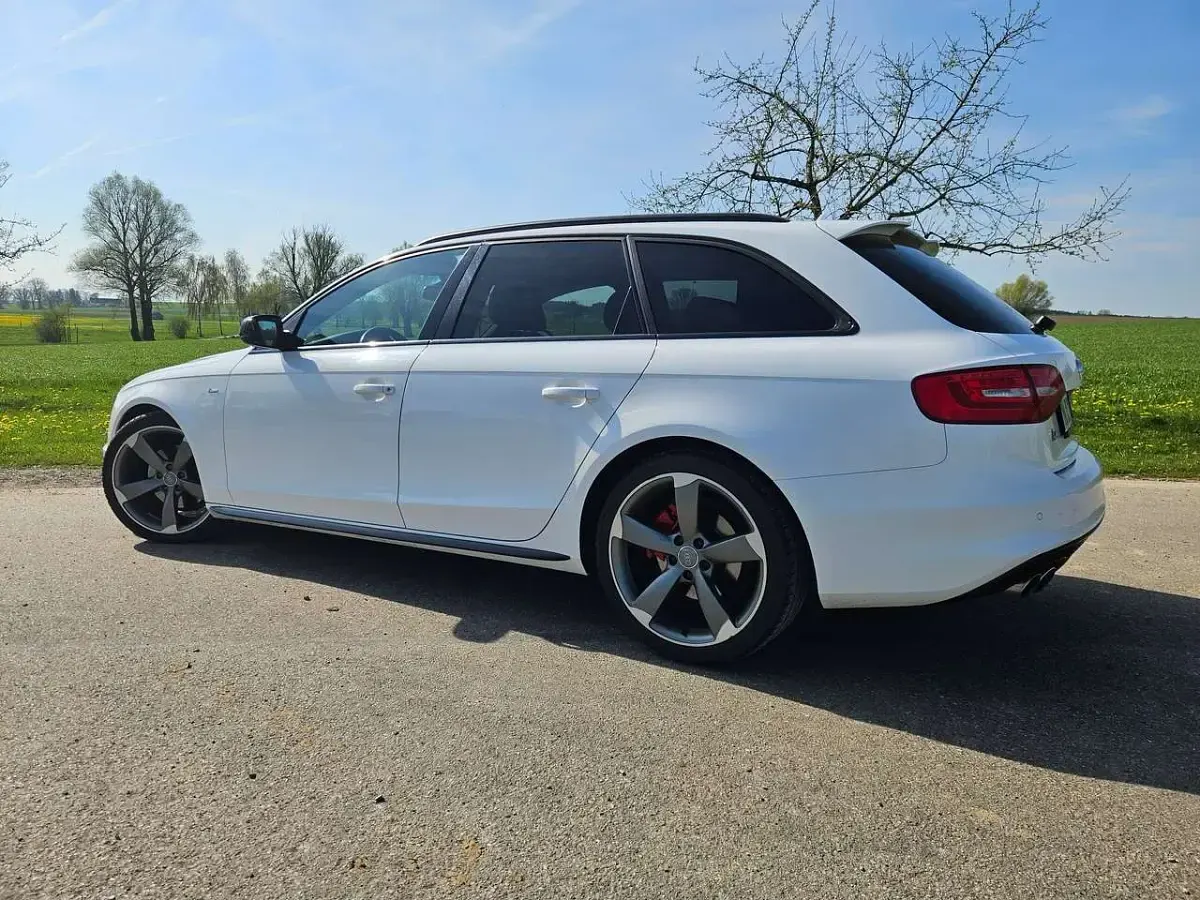 Gebraucht Audi A4 S-Line 190 PS (139 kW) 2015 Weiß Kombi