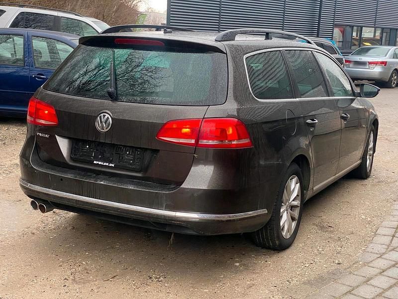 Gebraucht VW Passat 211 PS (155 kW) 2012 Andere farben Kombi