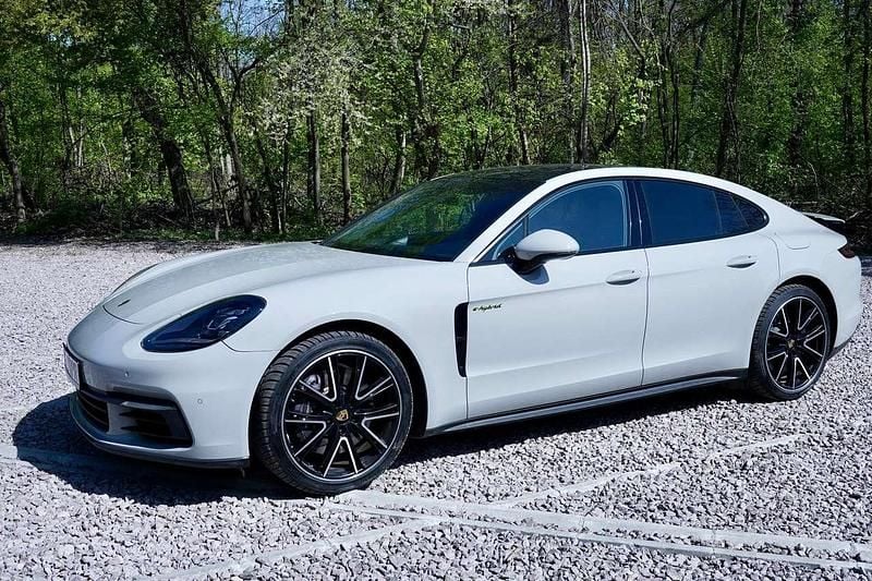 Gebraucht Porsche Panamera 462 PS (339 kW) 2018 Grau Kleinwagen