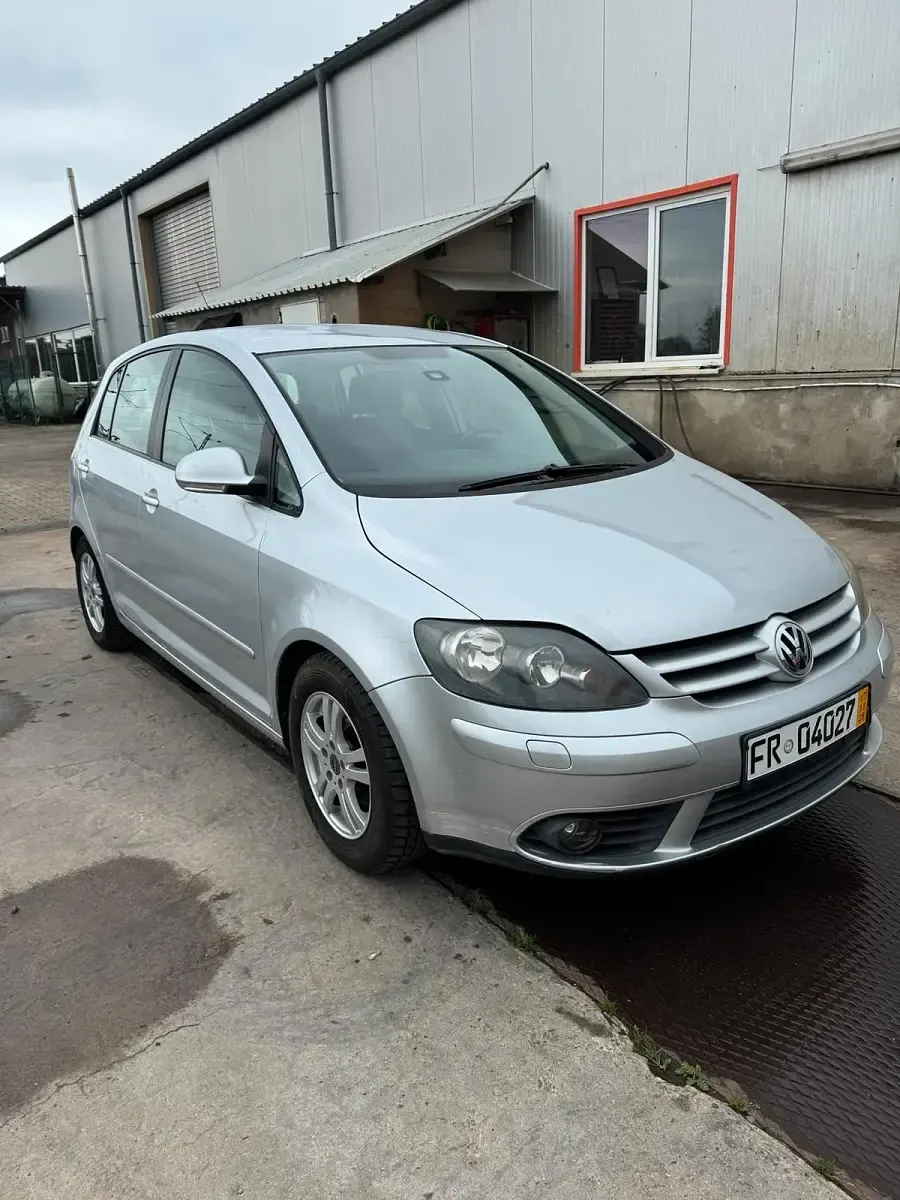 Gebraucht VW Golf IV Goal 75 PS (55 kW) 2005 Silber Limousine