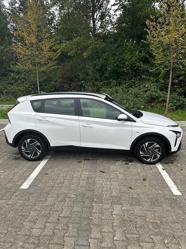 Weiß Gebraucht 2025 Hyundai Bayon SUV | 17.890 € (Superpreis) - Bild 1/4