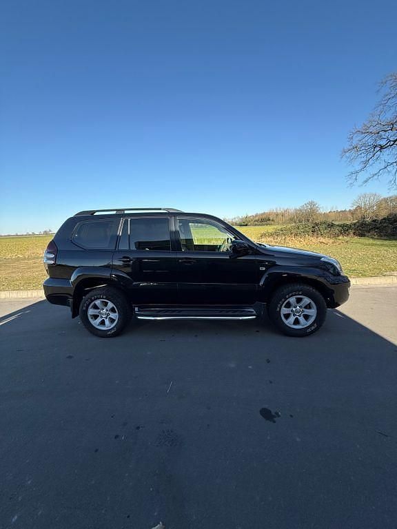 Schwarz Gebraucht 2004 Toyota Land Cruiser Executive SUV | 22.999 € - Bild 1/4