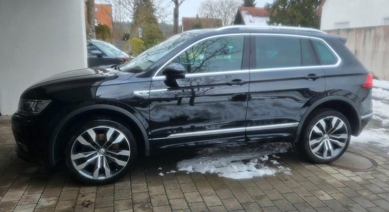 Schwarz Gebraucht 2017 VW Tiguan R-line SUV | 23.300 € (Superpreis) - Bild 1/4