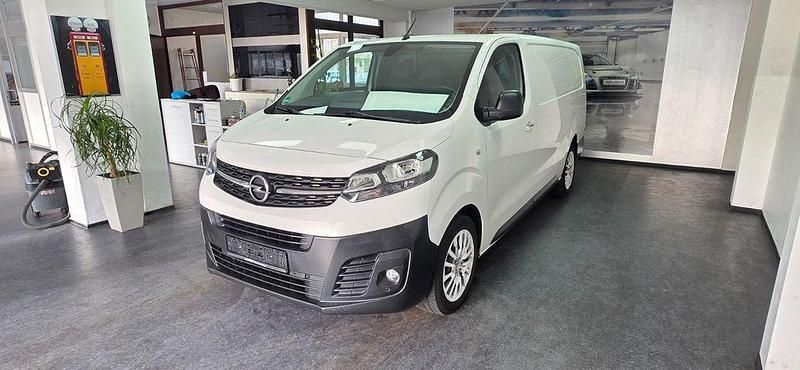 Gebraucht Opel Vivaro 122 PS (89 kW) 2020 Weiß Van / Kleinbus