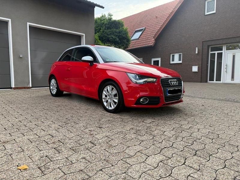 Rot Gebraucht 2010 Audi A1 S-Line Kleinwagen | 6.500 € (Fairer Preis) - Bild 1/4