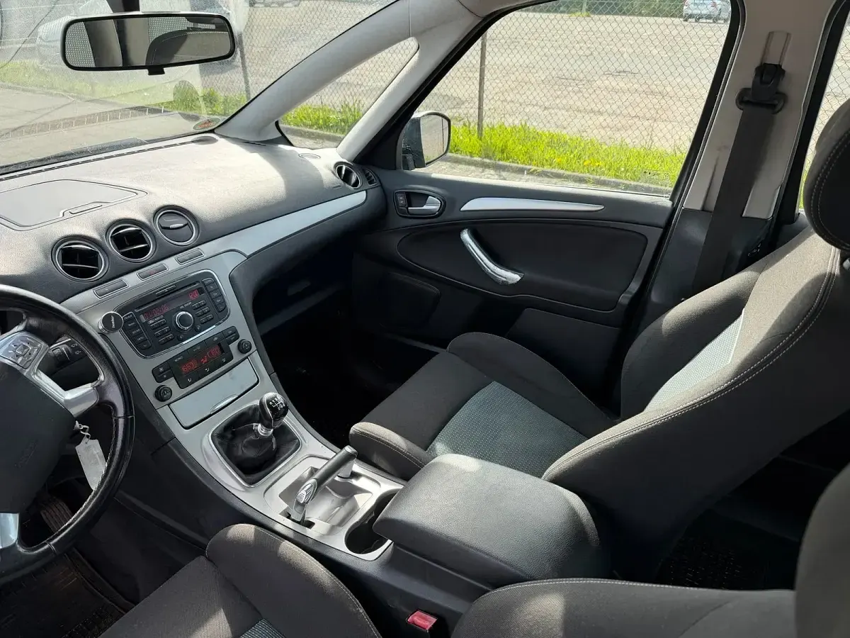 Gebraucht Ford S-MAX S 140 PS (102 kW) 2011 Blau Van / Kleinbus
