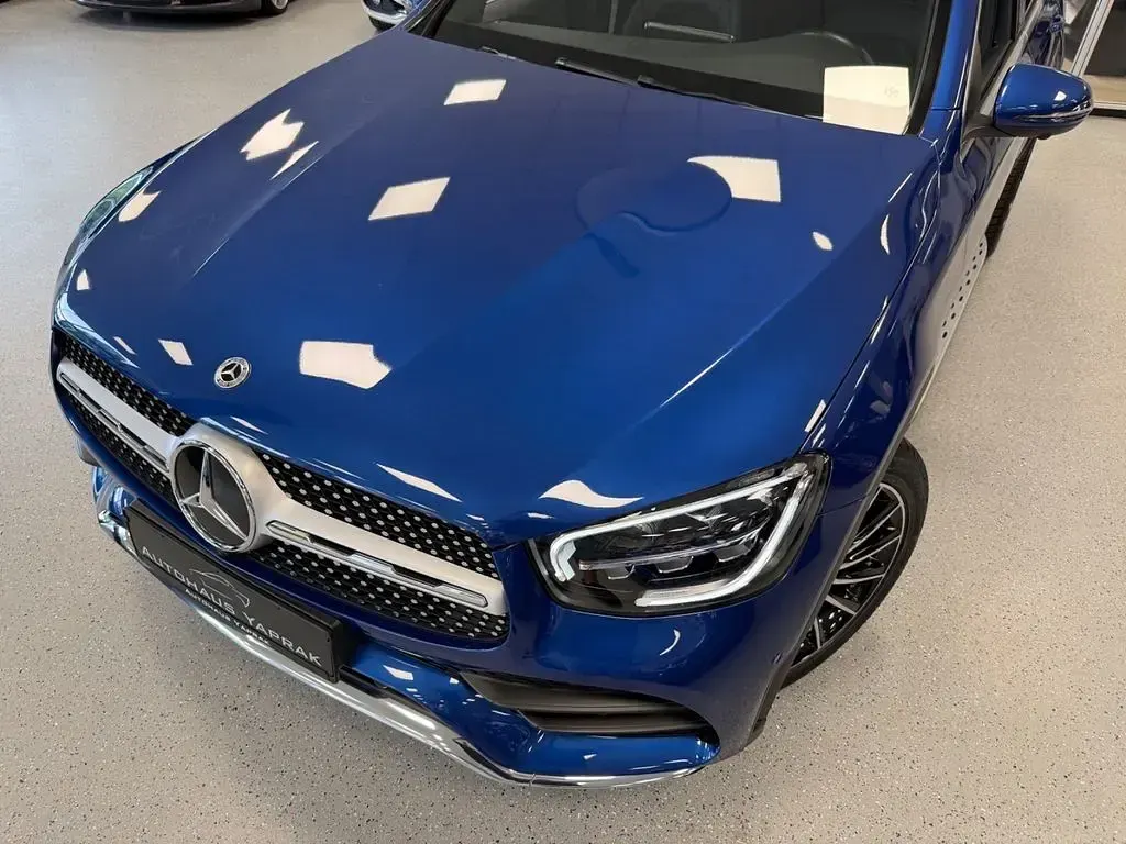 Gebraucht Mercedes GLC300 AMG line 258 PS (189 kW) 2023 Spektralblaumetallic (metallic) SUV