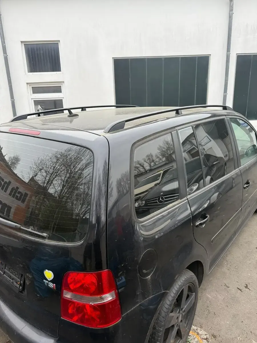 Gebraucht VW Touran 140 PS (102 kW) 2007 Schwarz Van / Kleinbus