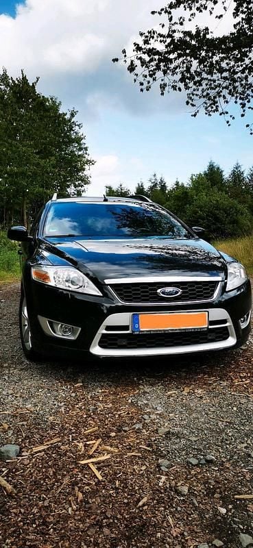 Schwarz Gebraucht 2010 Ford Mondeo Kombi | 2.800 € (Superpreis) - Bild 1/4