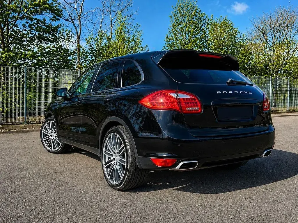 Gebraucht Porsche Cayenne 245 PS (180 kW) 2013 Schwarz SUV