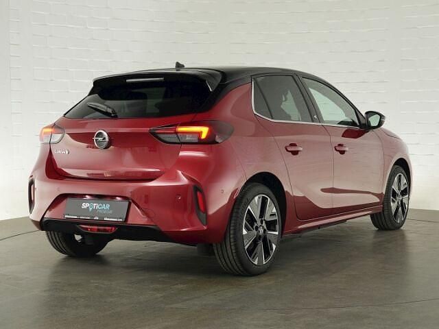 Gebraucht Opel Corsa-e 100 kW (136 PS) 2023 Kardio rot Kleinwagen