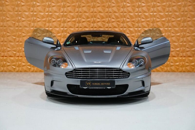 Grau Gebraucht 2011 Aston Martin DBS | 144.900 € (Teuer) - Bild 1/4