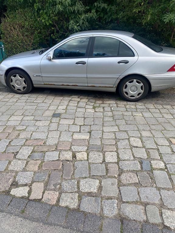 Silber Gebraucht 2000 Mercedes C180 Classic Limousine | 2.799 € (Guter Preis) - Bild 1/4