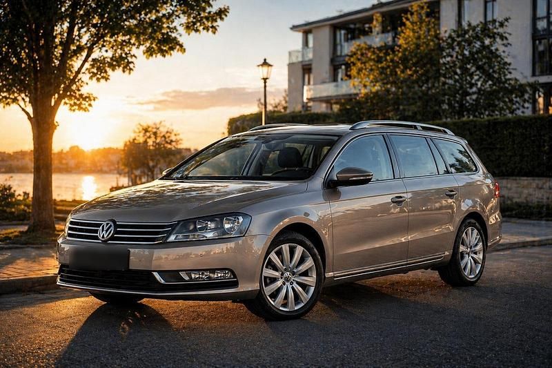 Usata VW Passat 140 CV (102 kW) 2013 Marrone Station wagon