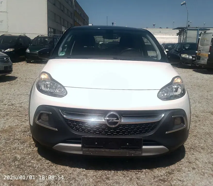 Gebraucht Opel Adam Rocks Rocks 87 PS (63 kW) 2015 Weiß Kleinwagen