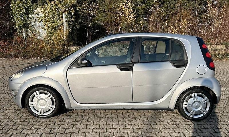 Silber Gebraucht 2005 Smart ForFour Kleinwagen | 1.150 € (Teuer) - Bild 1/4