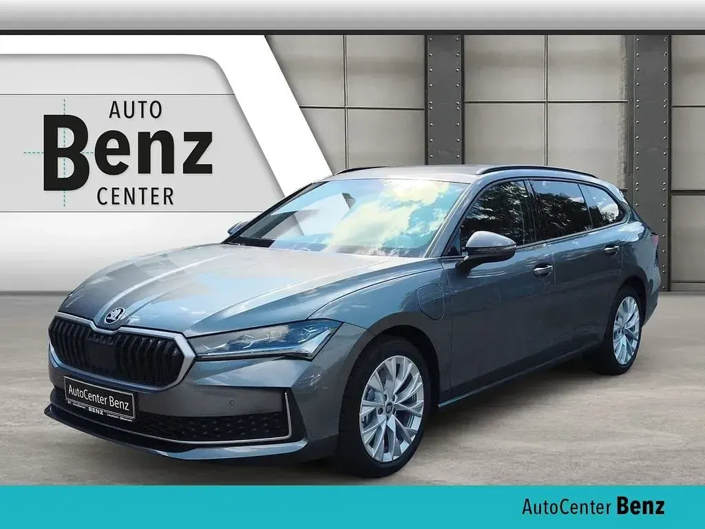 Gebraucht Skoda Superb Selection 204 PS (150 kW) 2026 Kombi