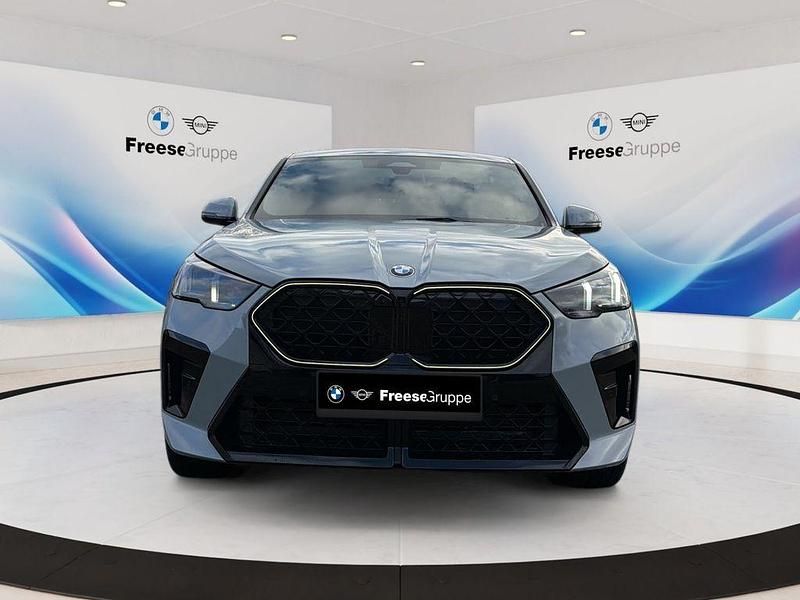 Neu BMW X2 Performance 156 PS (114 kW) 2025 M brooklyn grau metallic SUV