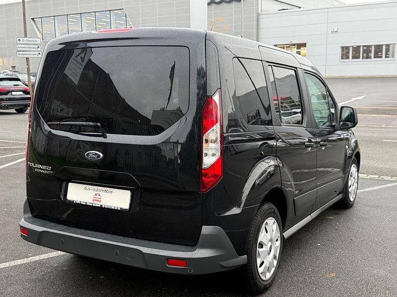 Gebraucht Ford Tourneo Connect 120 PS (88 kW) 2015 Schwarz Van / Kleinbus