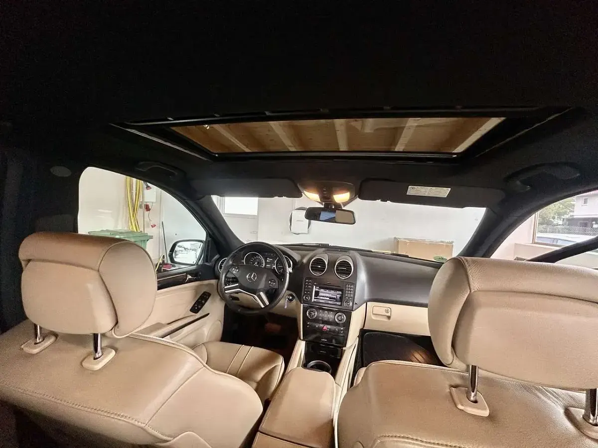 Gebraucht Mercedes ML320 224 PS (164 kW) 2026 SUV