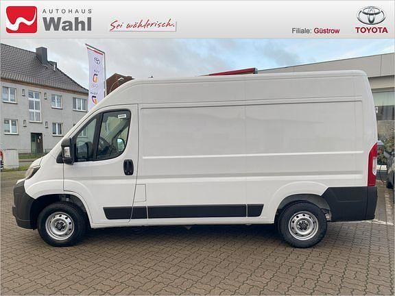 Gebraucht Toyota Proace 140 PS (102 kW) 2024 Icy white Van / Kleinbus