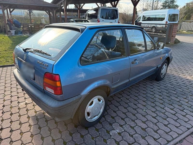 Gebraucht VW Polo 54 PS (39 kW) 1992 Blau Coupé