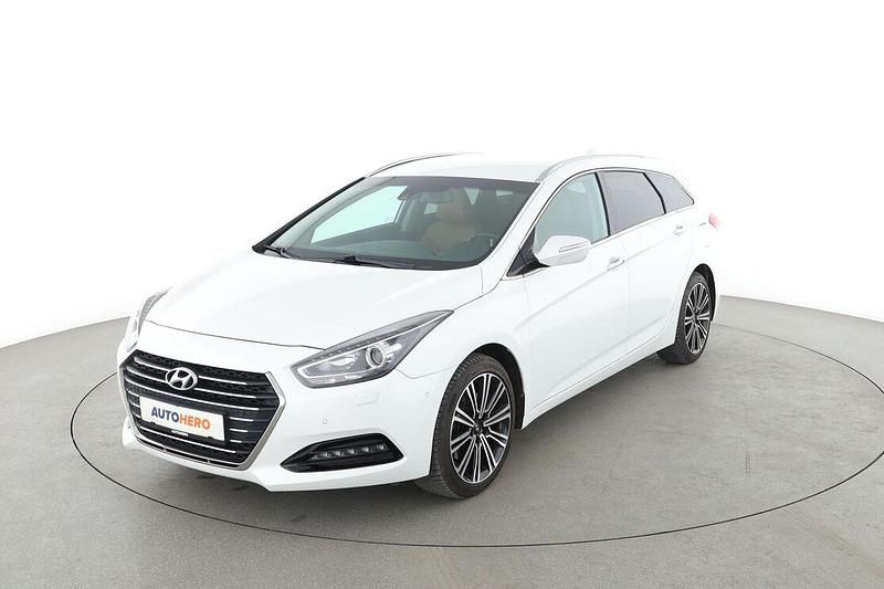Weiß Gebraucht 2018 Hyundai i40 Premium Kombi | 15.460 € (Fairer Preis) - Bild 1/3