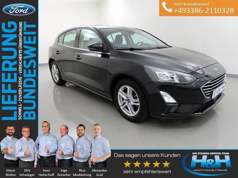 Obsidianschwarz Gebraucht 2020 Ford Focus Cool & Connect Limousine | 15.879 € (Fairer Preis) - Bild 1/4