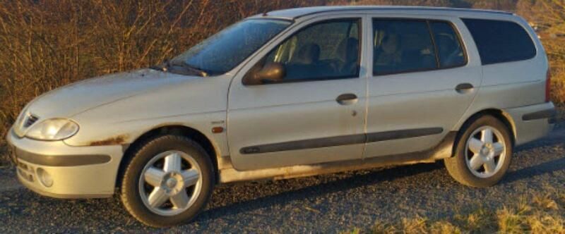 Gebraucht 2000 Renault Mégane GrandTour Kombi | 999 € - Bild 1/3