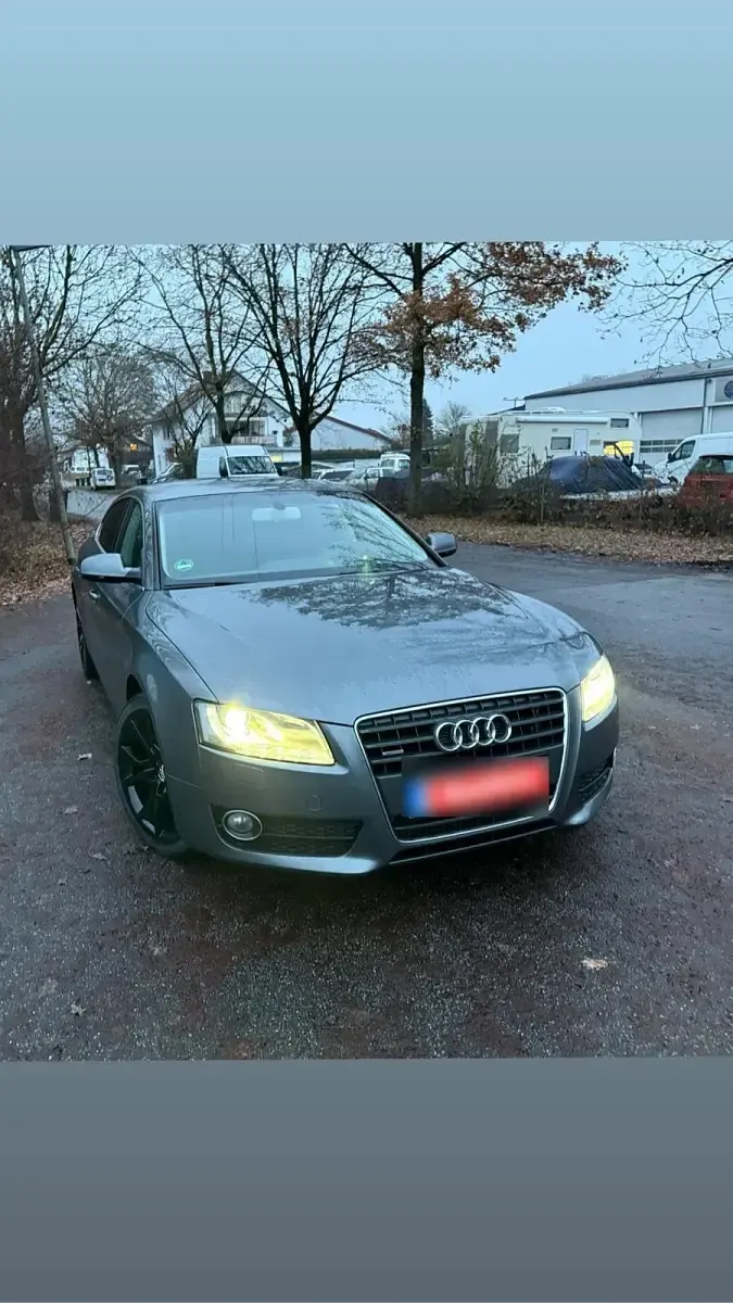 Gebraucht Audi A5 170 PS (125 kW) 2011 Grau Coupé