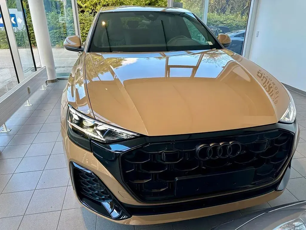 Neu Audi Q8 S-Line 286 PS (210 kW) 2025 Gold SUV