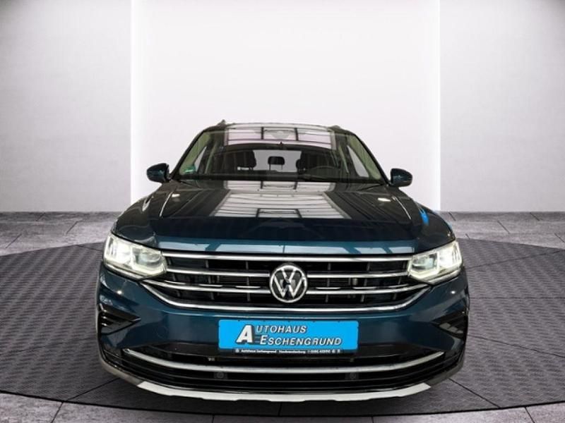 Gebraucht VW Tiguan Elegance 150 PS (110 kW) 2022 Nightshade blue metallic (metallic) SUV