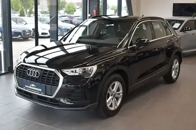 Gebraucht Audi Q3 Comfort 150 PS (110 kW) 2021 Schwarz SUV