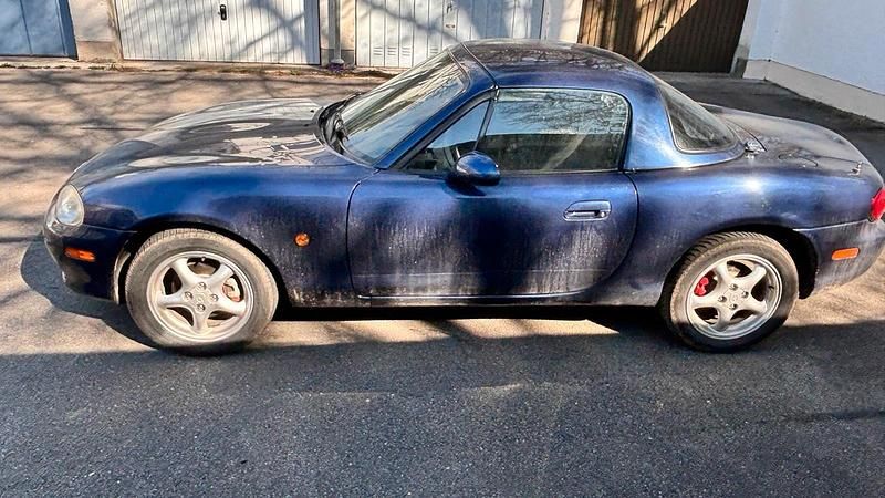 Gebraucht Mazda MX5 110 PS (80 kW) 2002 Blau Cabrio