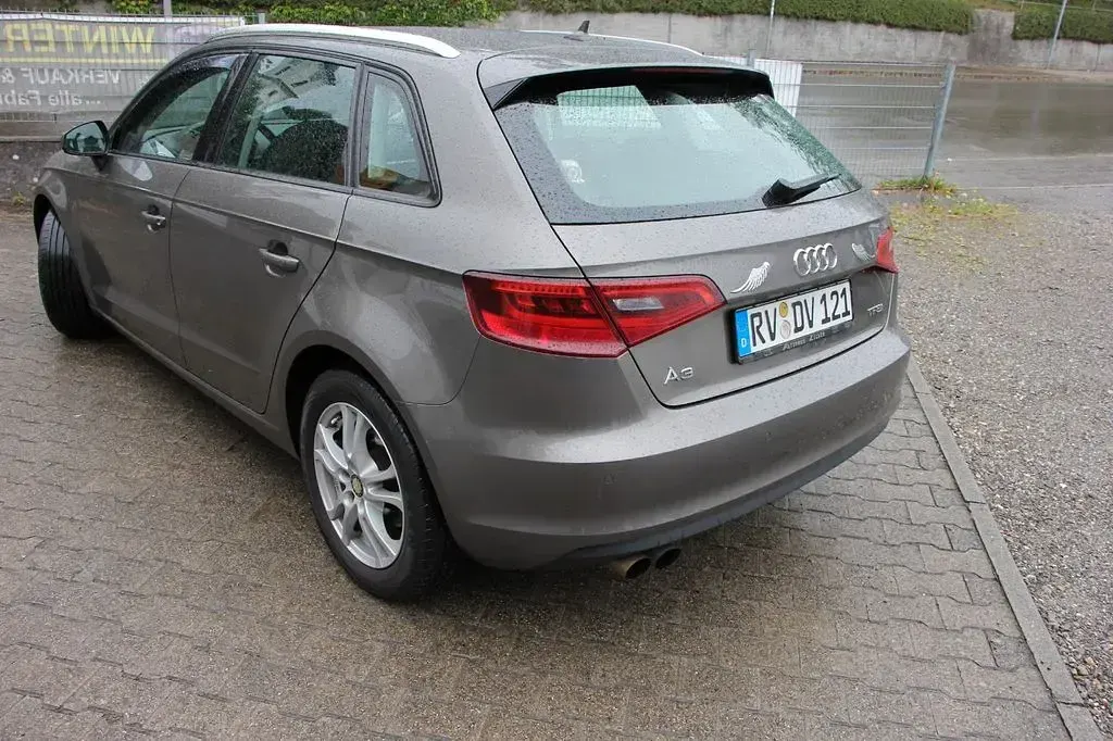 Gebraucht Audi A3 125 PS (91 kW) 2014 Braun Limousine