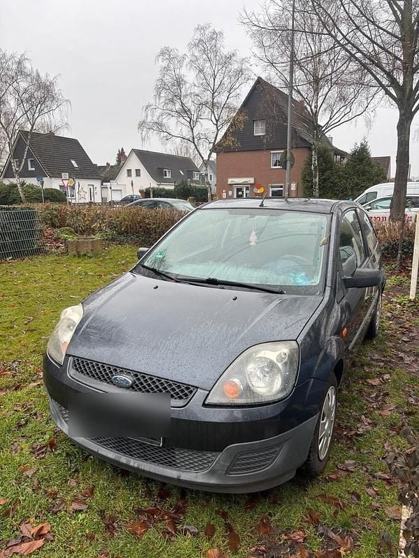 Grau Gebraucht 2006 Ford Fiesta Kleinwagen | 500 € (Superpreis) - Bild 1/4