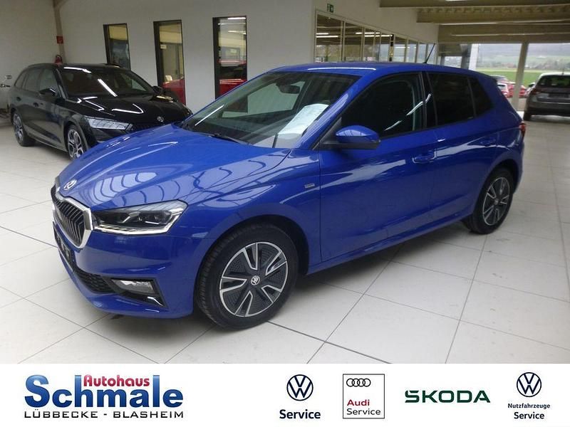 Blau Gebraucht 2022 Skoda Fabia Tour Limousine | 16.990 € (Fairer Preis) - Bild 1/4