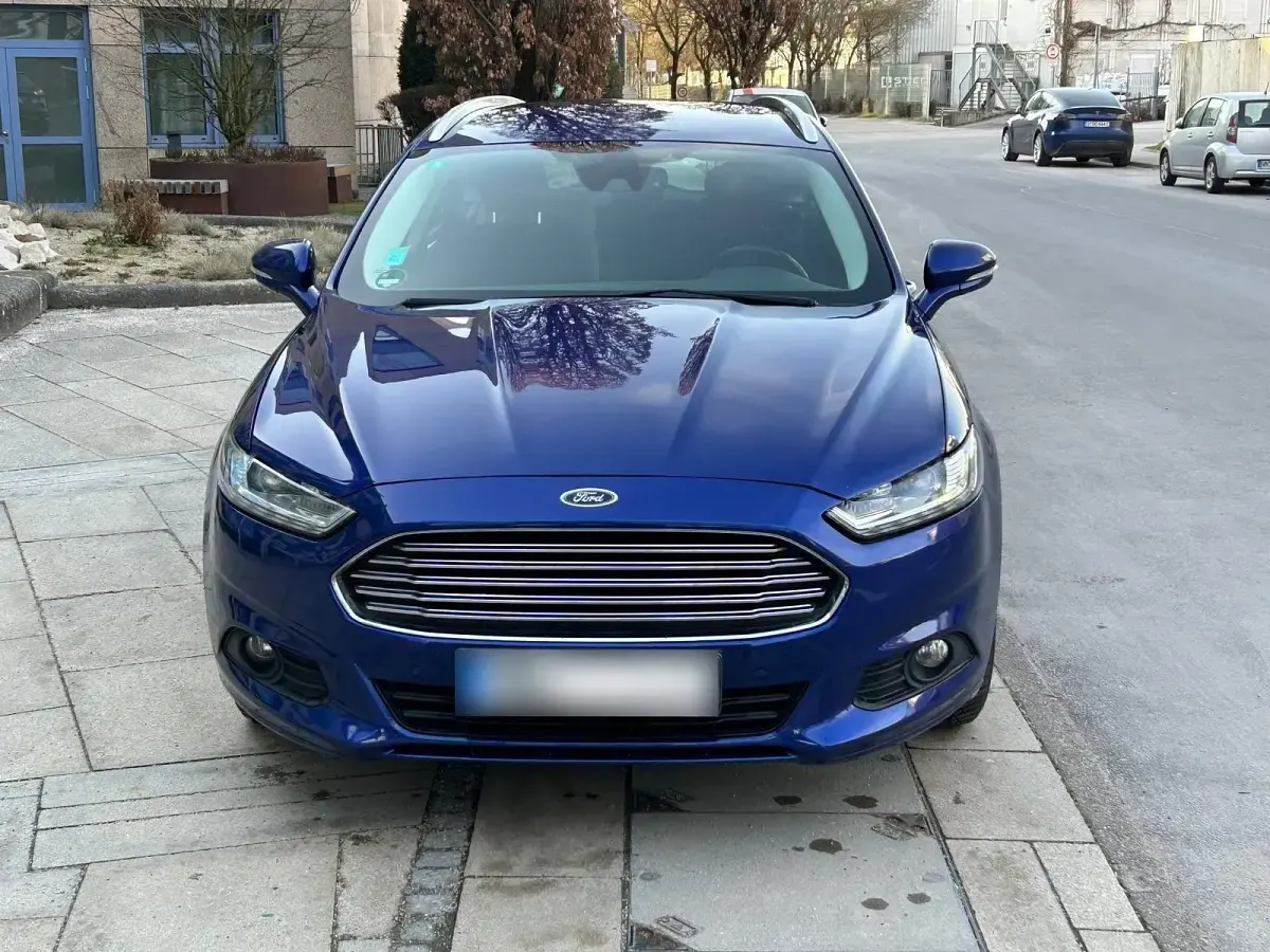 Gebraucht Ford Mondeo Business Edition 150 PS (110 kW) 2017 Blau Kombi