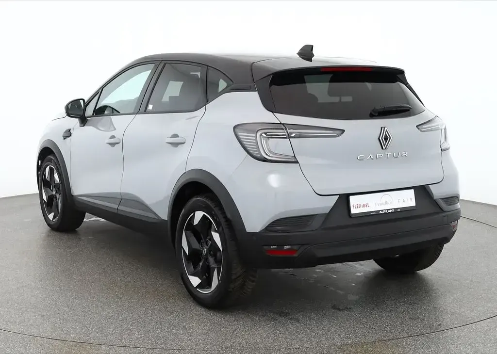Neu Renault Captur 91 PS (66 kW) 2026 Grau SUV