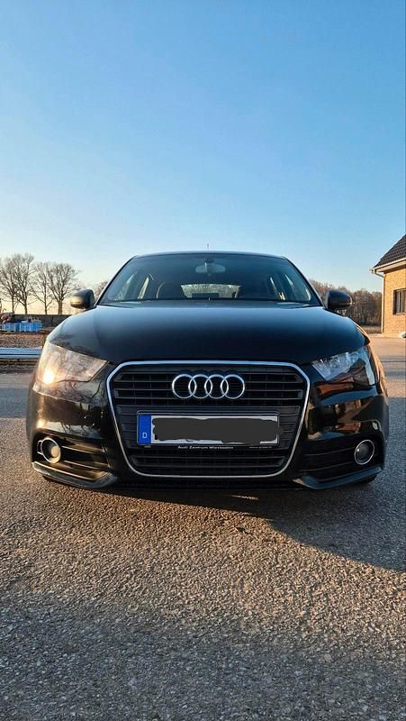 Gebraucht Audi A1 89 PS (65 kW) 2014 Schwarz Kleinwagen