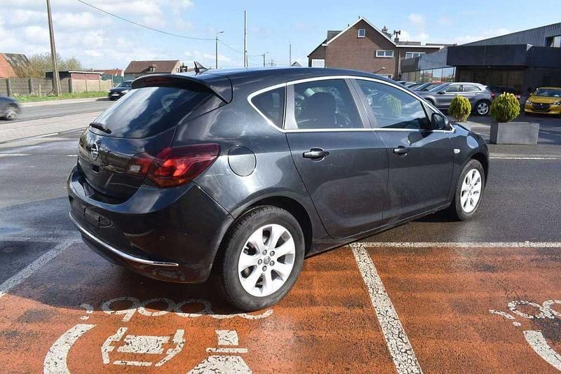 Gebraucht Opel Astra Edition+ 116 PS (85 kW) 2015 Schwarz Limousine
