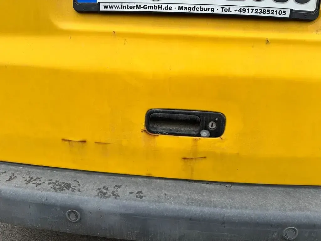 Gebraucht VW T5 102 PS (75 kW) 2007 Gelb Van