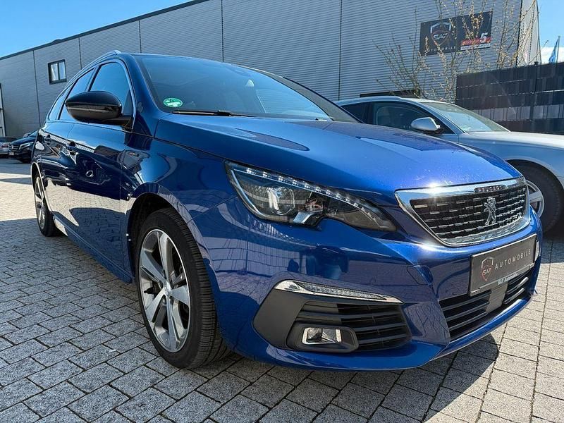 Gebraucht Peugeot 308 SW Allure 131 PS (96 kW) 2020 Blau Kombi