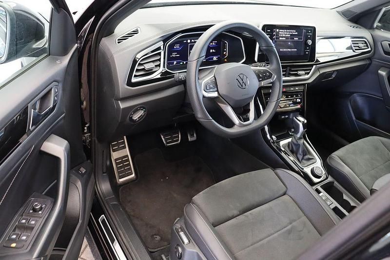 Second-hand VW T-Roc R-line 190 CP (139 kW) 2025 Negru SUV