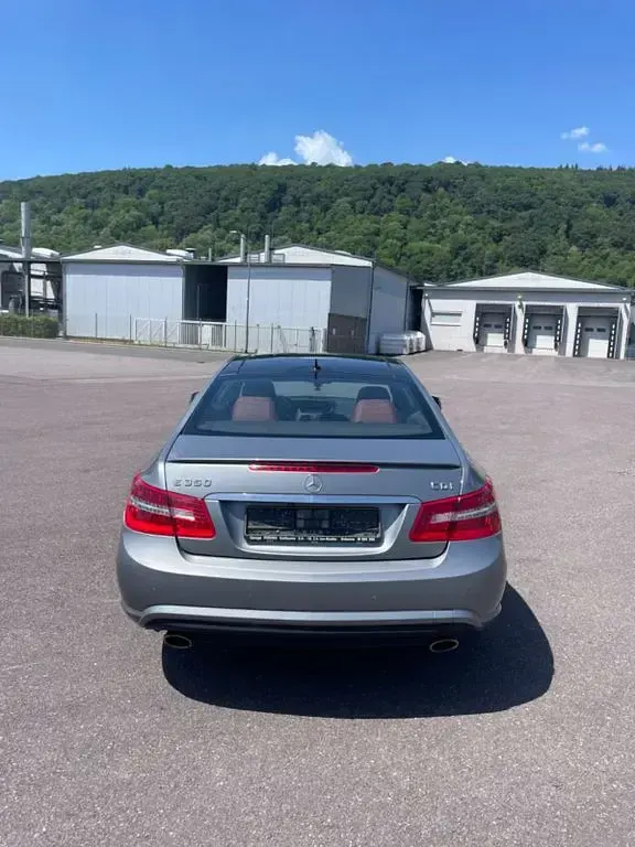 Brugt Mercedes E350 AMG line 231 HK (169 kW) 2011 Sølv Coupe