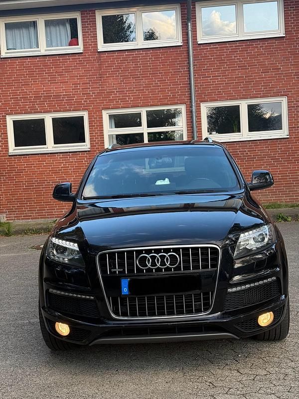 Schwarz Gebraucht 2014 Audi Q7 SUV | 13.499 € (Superpreis) - Bild 1/4