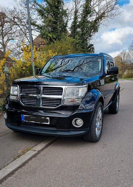 Second-hand Dodge Nitro SXT 177 CP (130 kW) 2008 Negru SUV