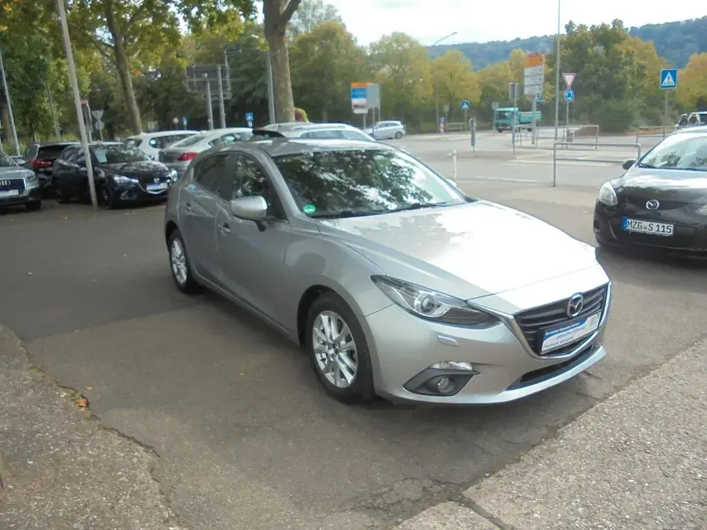 Gebraucht Mazda 3 Center-Line 120 PS (88 kW) 2015 Grau Limousine