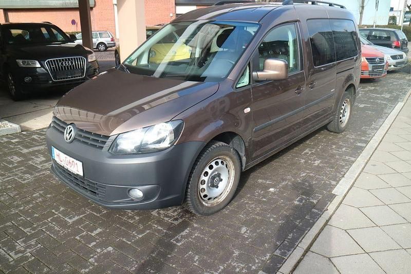 Gebraucht VW Caddy Maxi S 105 PS (77 kW) 2015 Braun Van / Kleinbus